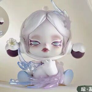 POP MART Skullpanda Ink Plum Blossom Series Figures - The Snow